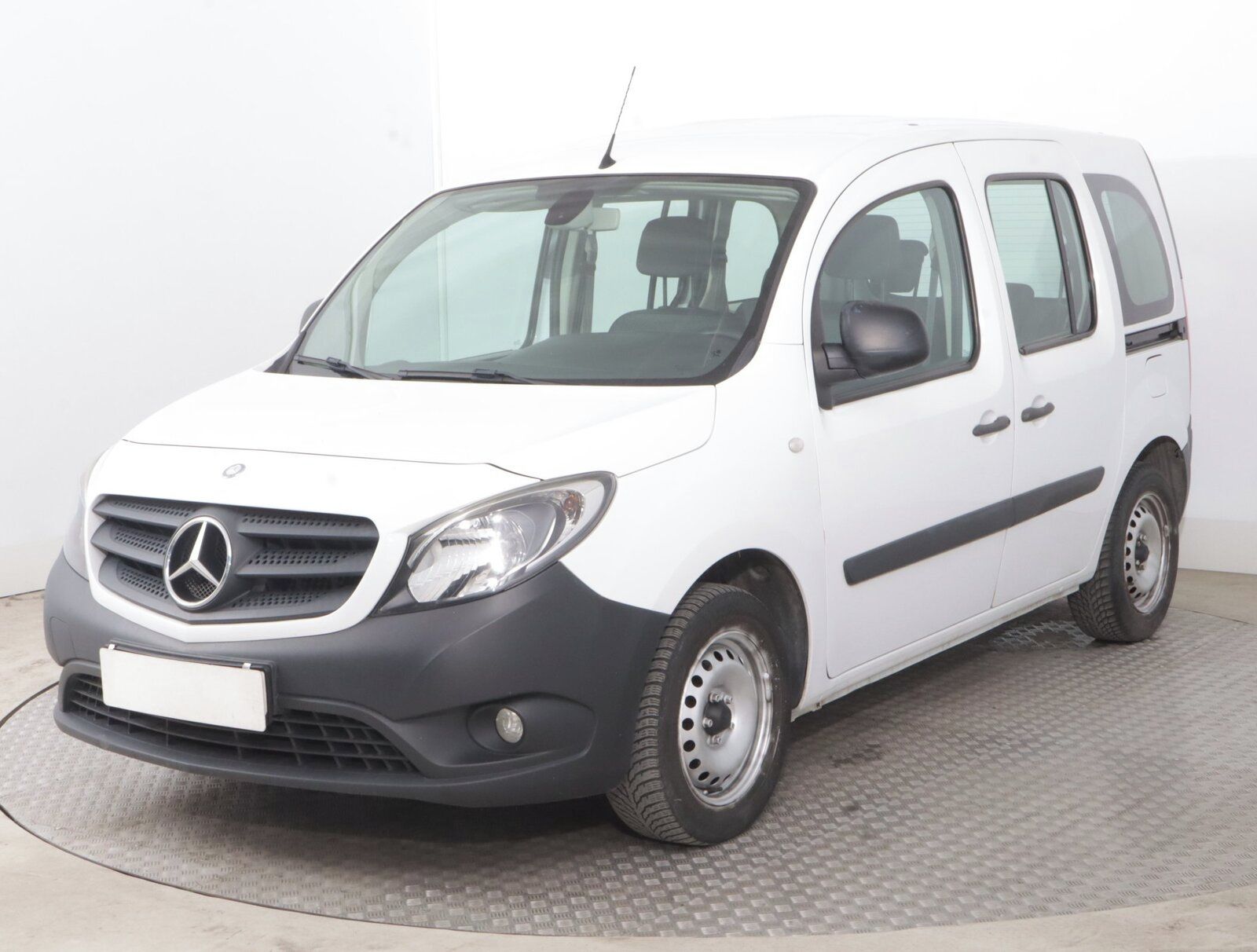 Mercedes-Benz Citan, 112, Tourer/L, 5 míst - fotka 2