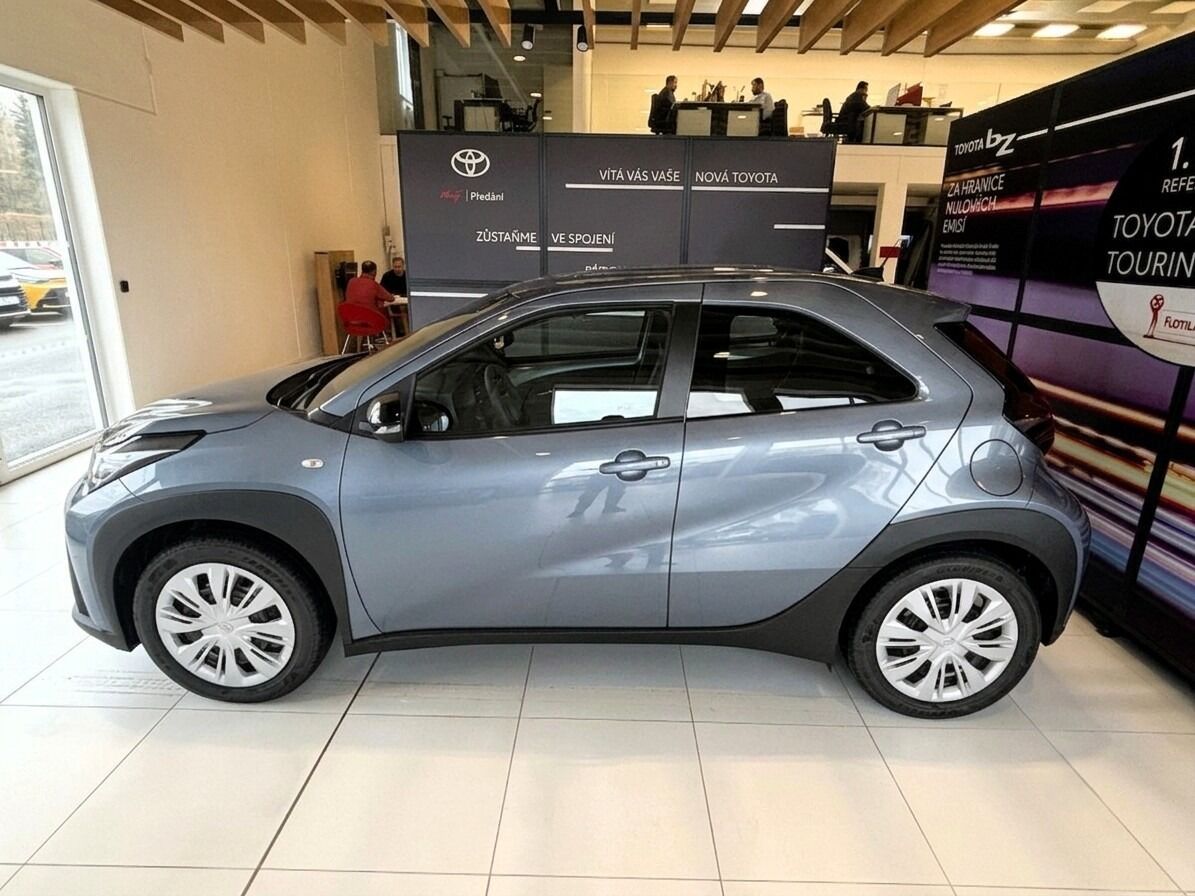 Toyota Aygo, 1,5   X Active 2026 - fotka 4