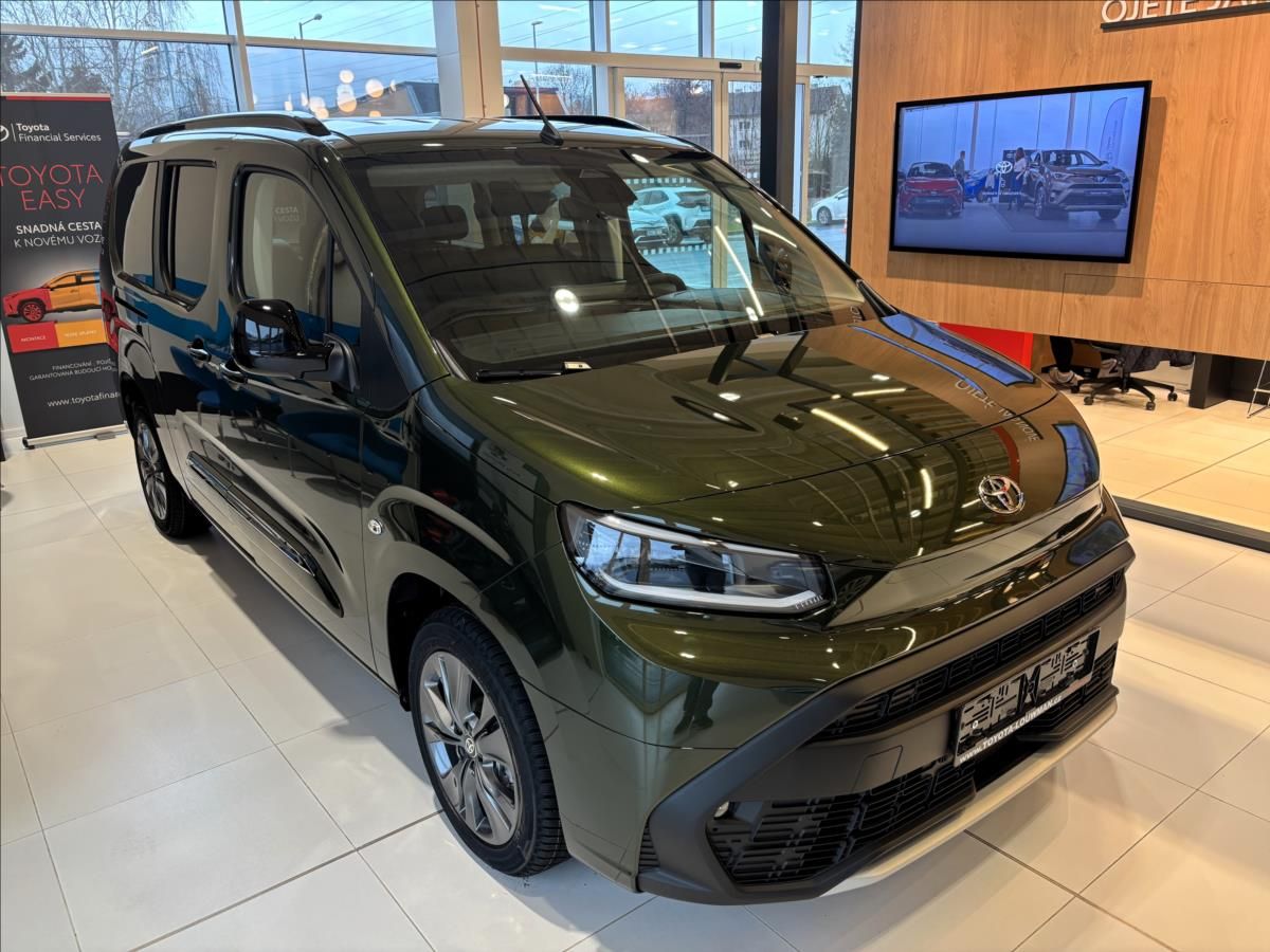 Toyota Proace City Verso, 1,5   LWB 1.5D 130 MT  Family