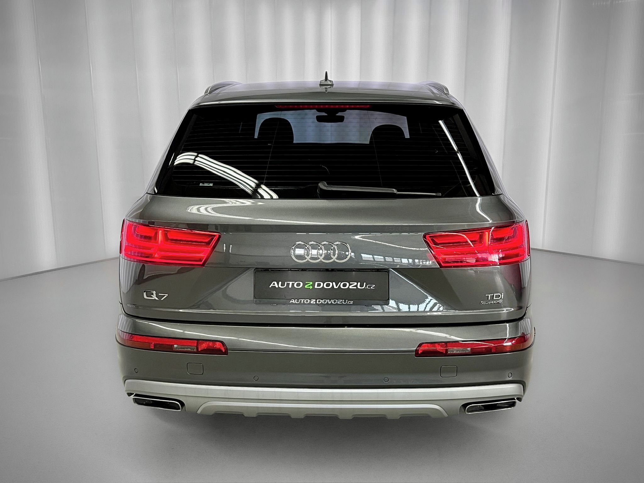 Audi Q7, 3.0TDI 200KW QUATTRO S-LINE - fotka 5