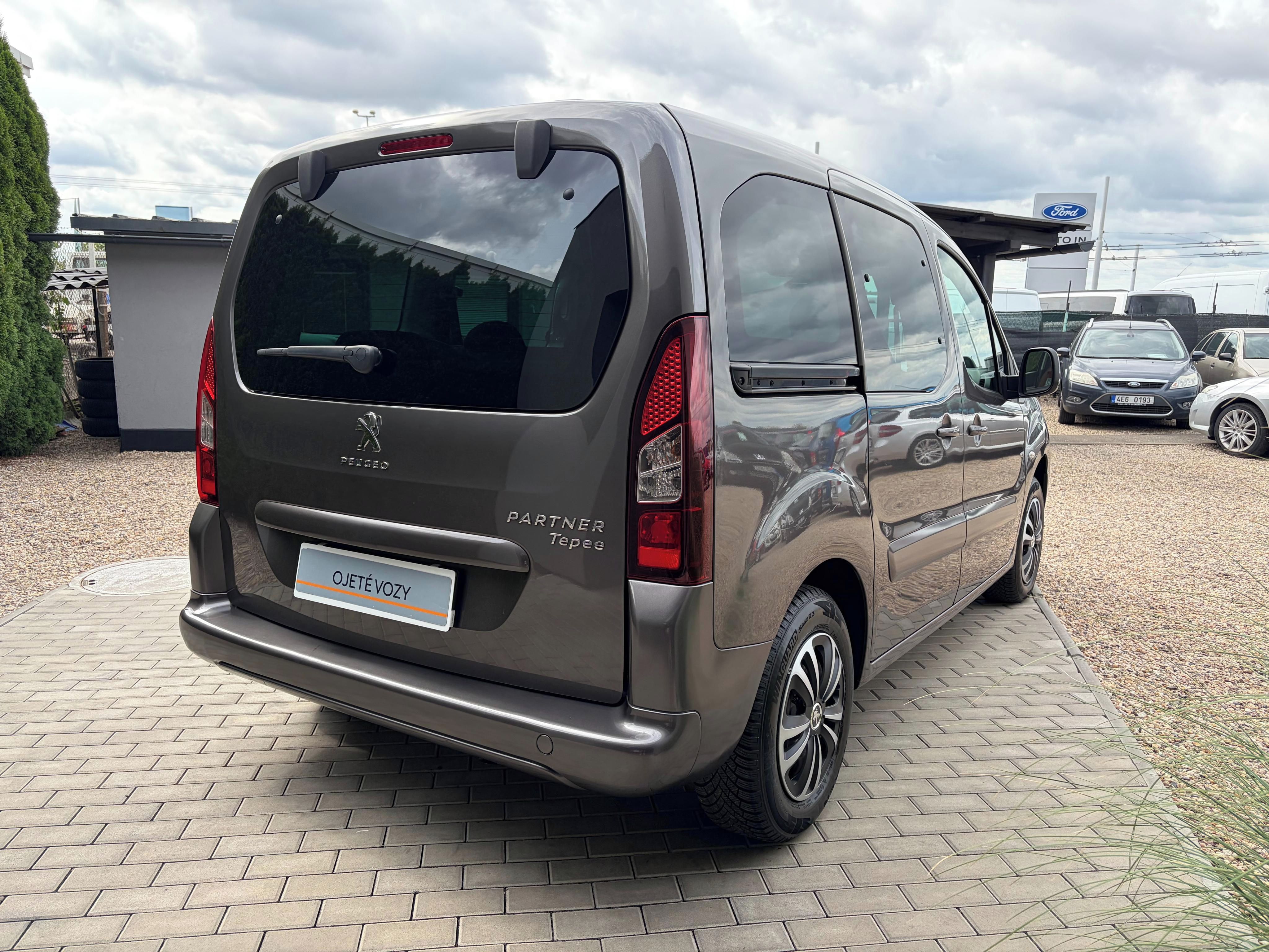 Peugeot Partner, Tepee 1.6i 72kW, Po 1. Majitel - fotka 3