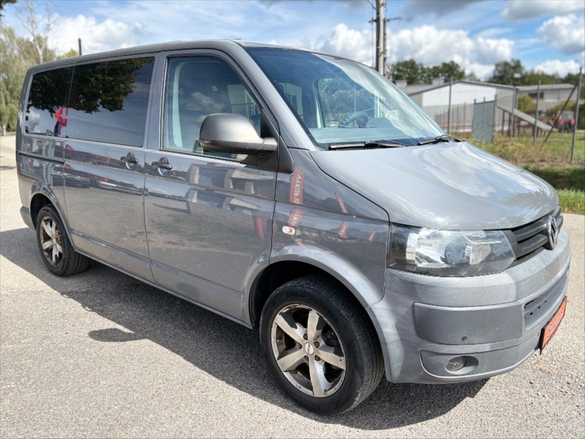 Volkswagen Transporter, 2,0 TDi  5 míst ve voze - fotka 2
