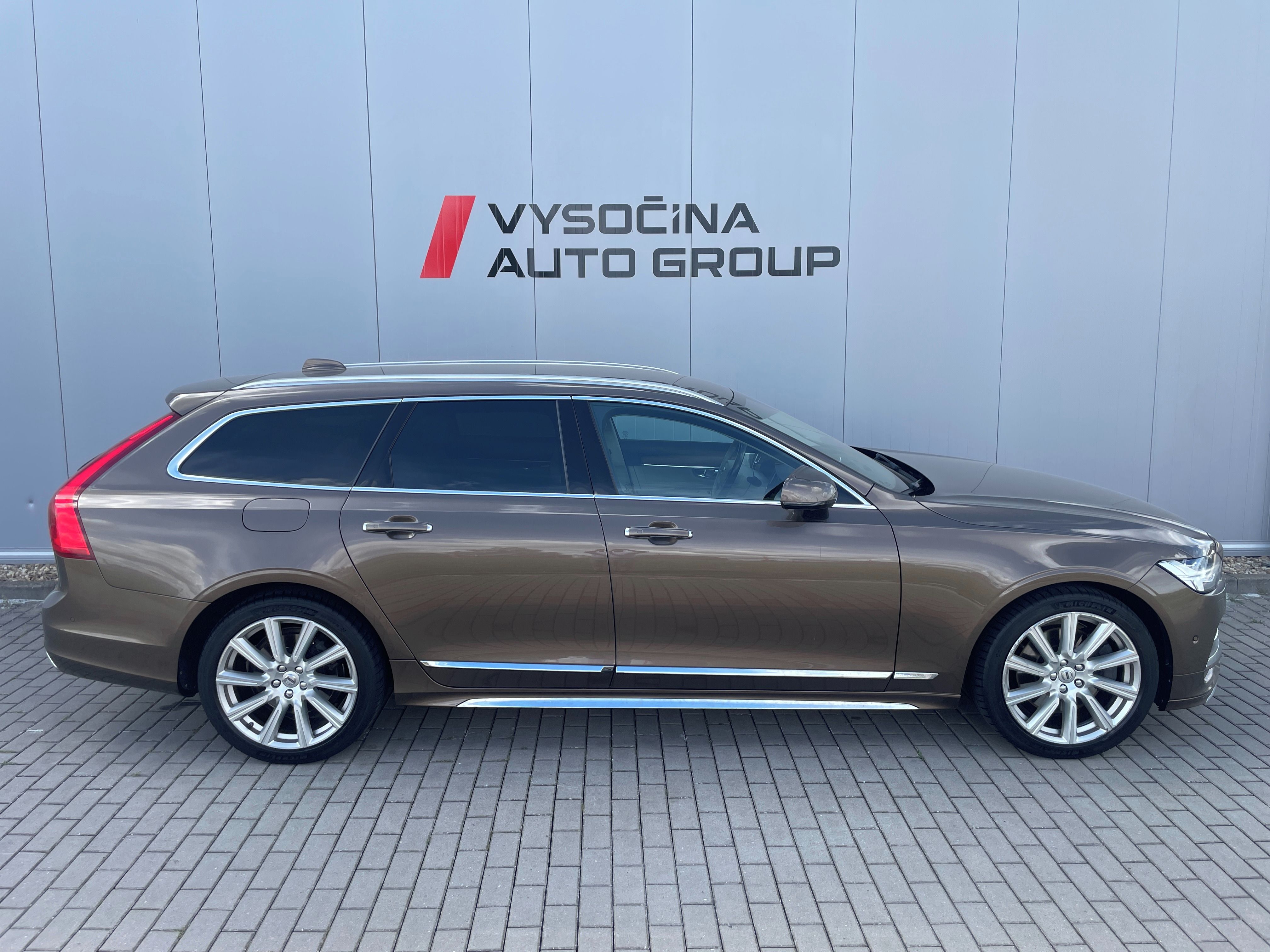 Volvo V90, D5 AWD INSCRIPTION - fotka 5