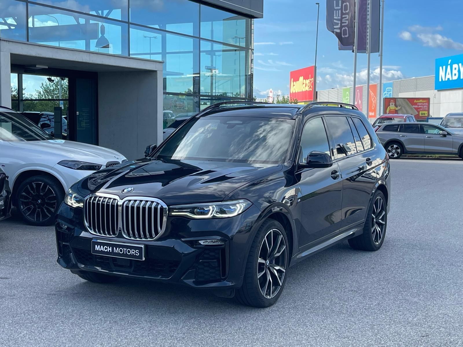 BMW X7, 40i M Sport PANO DPH TZ 6 míst