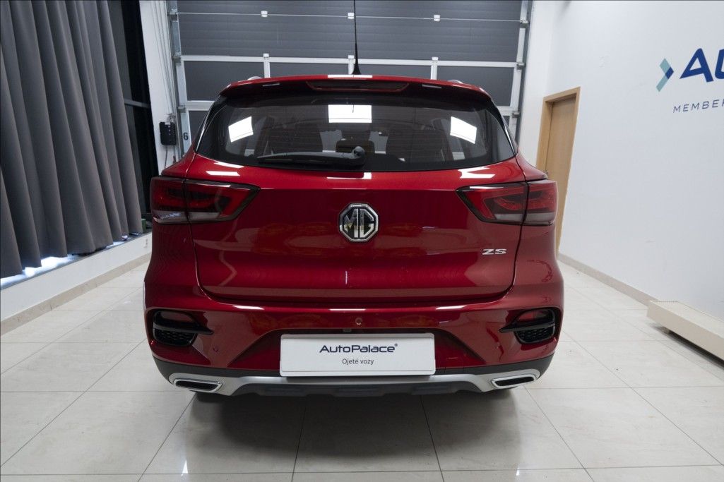 MG ZS, 1,5 ESSENTIAL PLUS ZÁRUKA 2031 - fotka 5