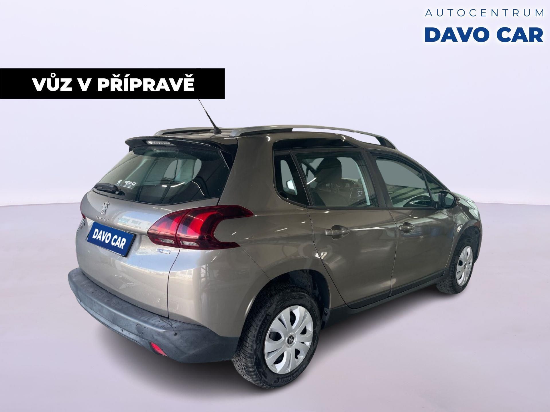 Peugeot 2008, 1,2 PT 82k CZ Active 2.Maj - fotka 5