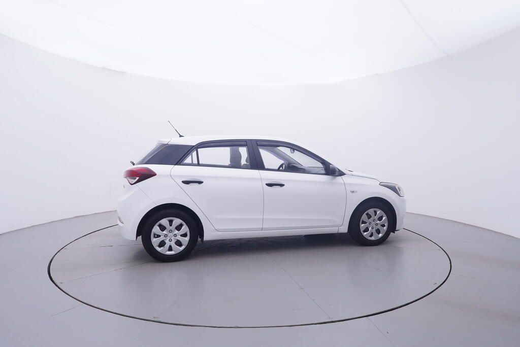 Hyundai i20, 1.2 VTi 55 kW - fotka 6