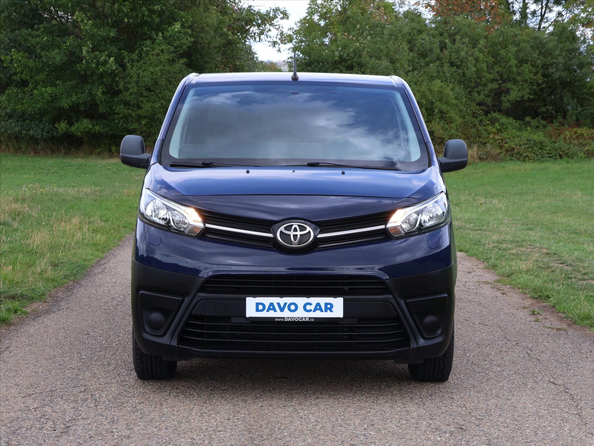 Toyota Proace, 2,0 D-4D 90kW L2 6-míst CZ DPH - fotka 2
