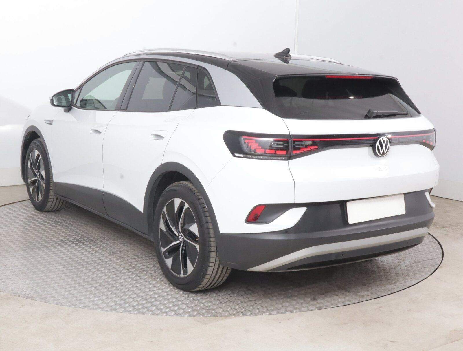 Volkswagen ID.4, Pro Perf. (82 kWh), SoH 93% - fotka 4