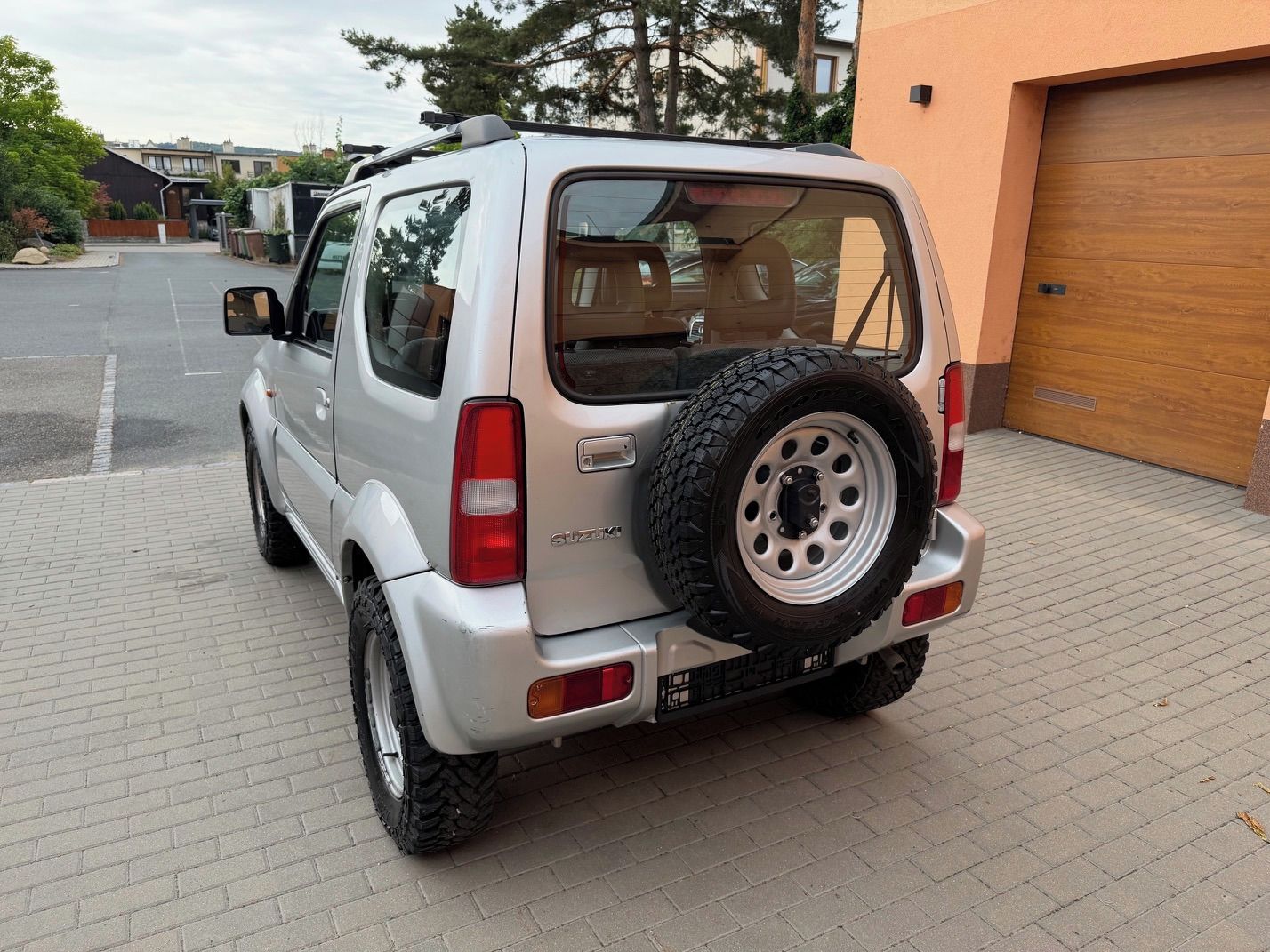 Suzuki Jimny, 1.3 16V + LPG, BEZ KOROZE - fotka 5