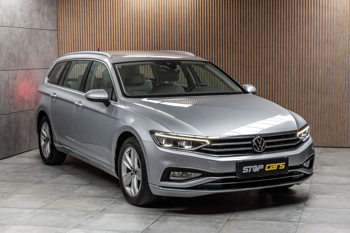 Volkswagen Passat, 2.0 TDI ELEGANCE*ACC*ČR*1.MAJ - fotka 4