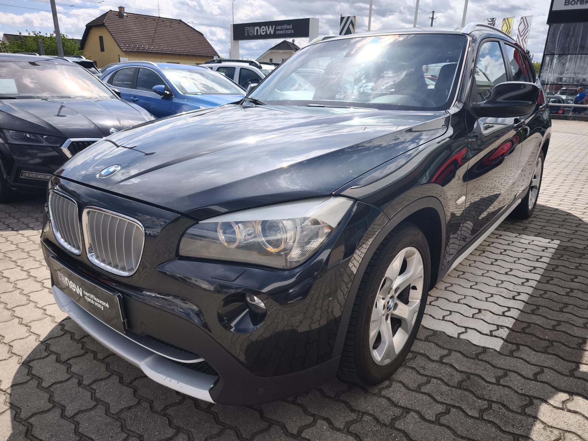 BMW X1, 2011 ČR 2.0d 150kW 2.MAJITEL - fotka 3