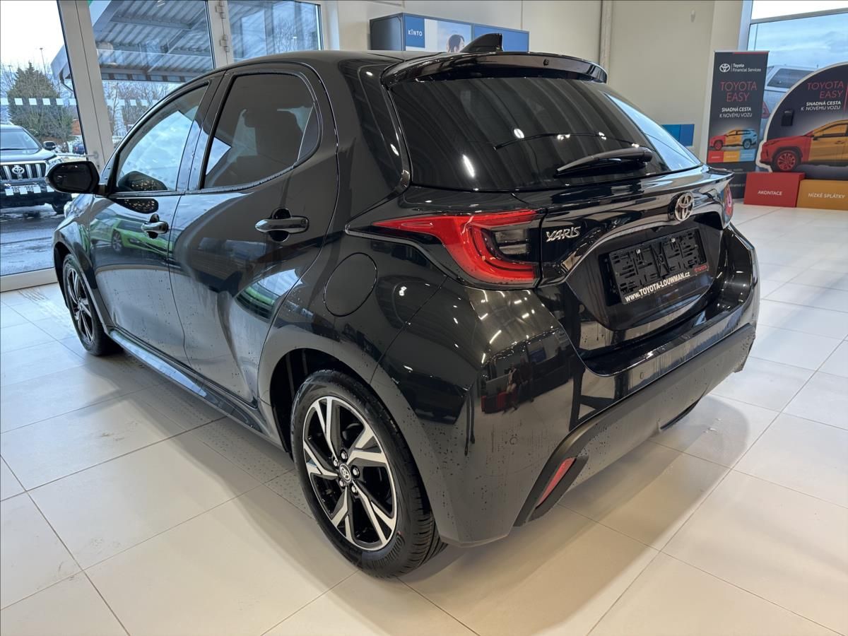 Toyota Yaris, 1,5   Style HEV 116 CVT - fotka 5