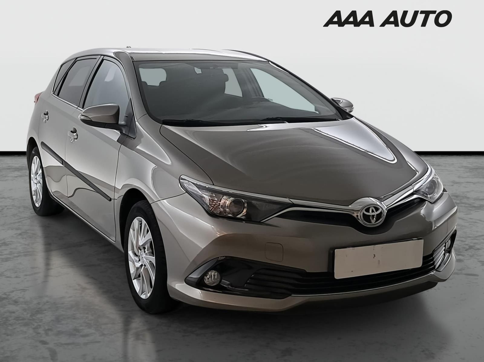 Toyota Auris, 1.6 Valvematic, ČR,1.maj