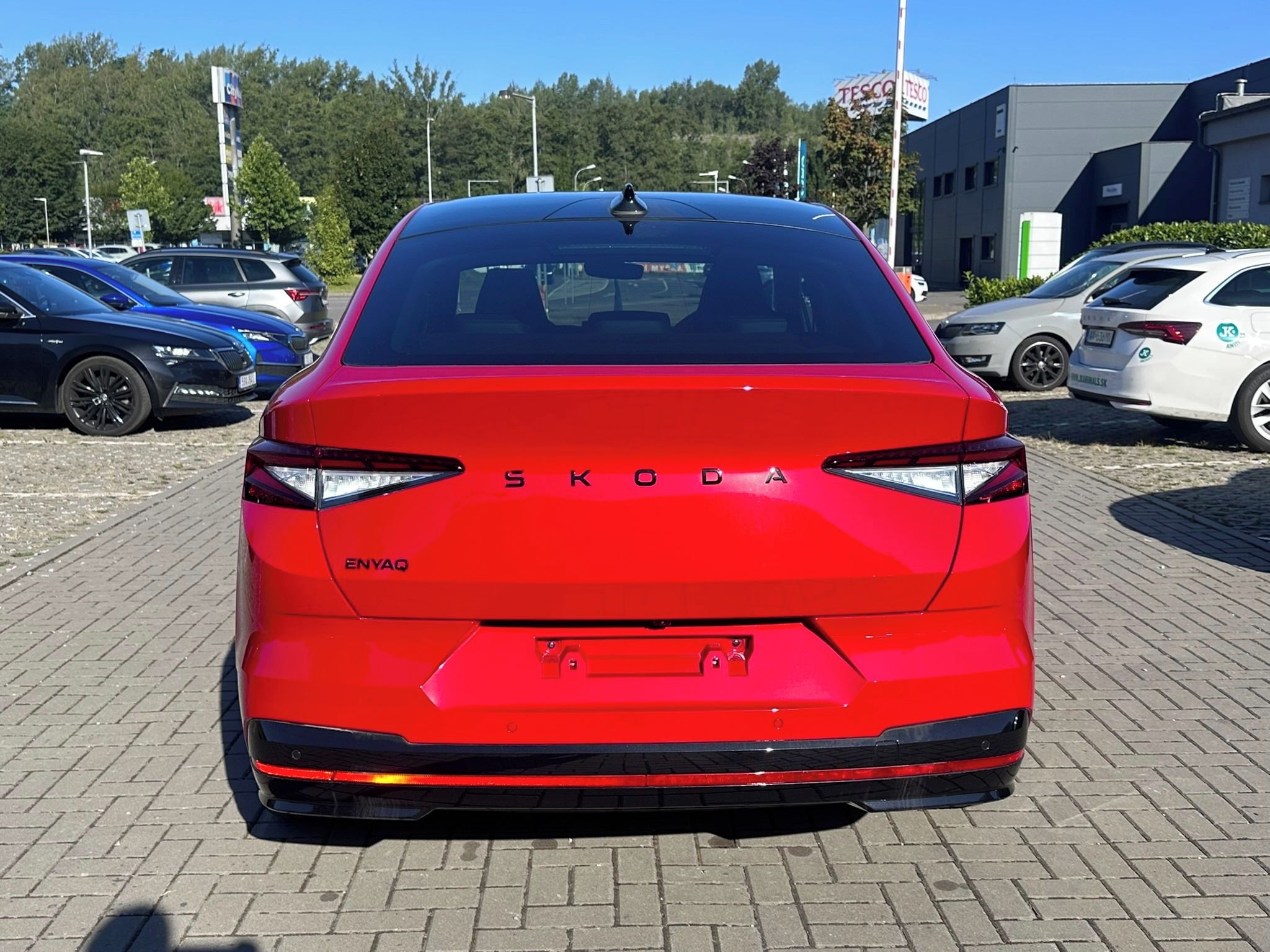 Škoda Enyaq Coupé, VRS, 4x4,250 kW, 82kWh,SKLADEM - fotka 4