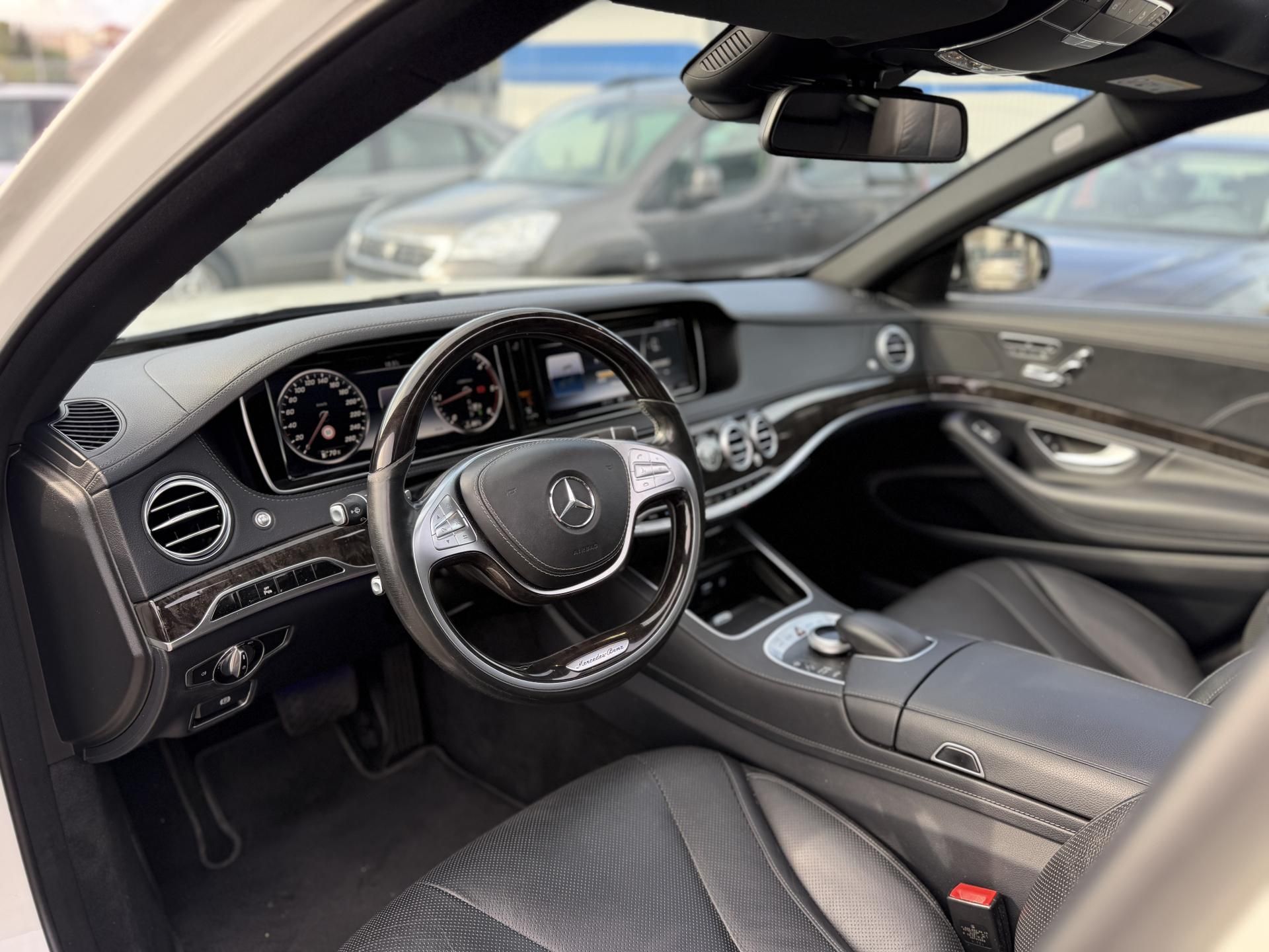 Mercedes-Benz Třídy S, 350 CDI, 4Matic, Pano, ČR - fotka 4