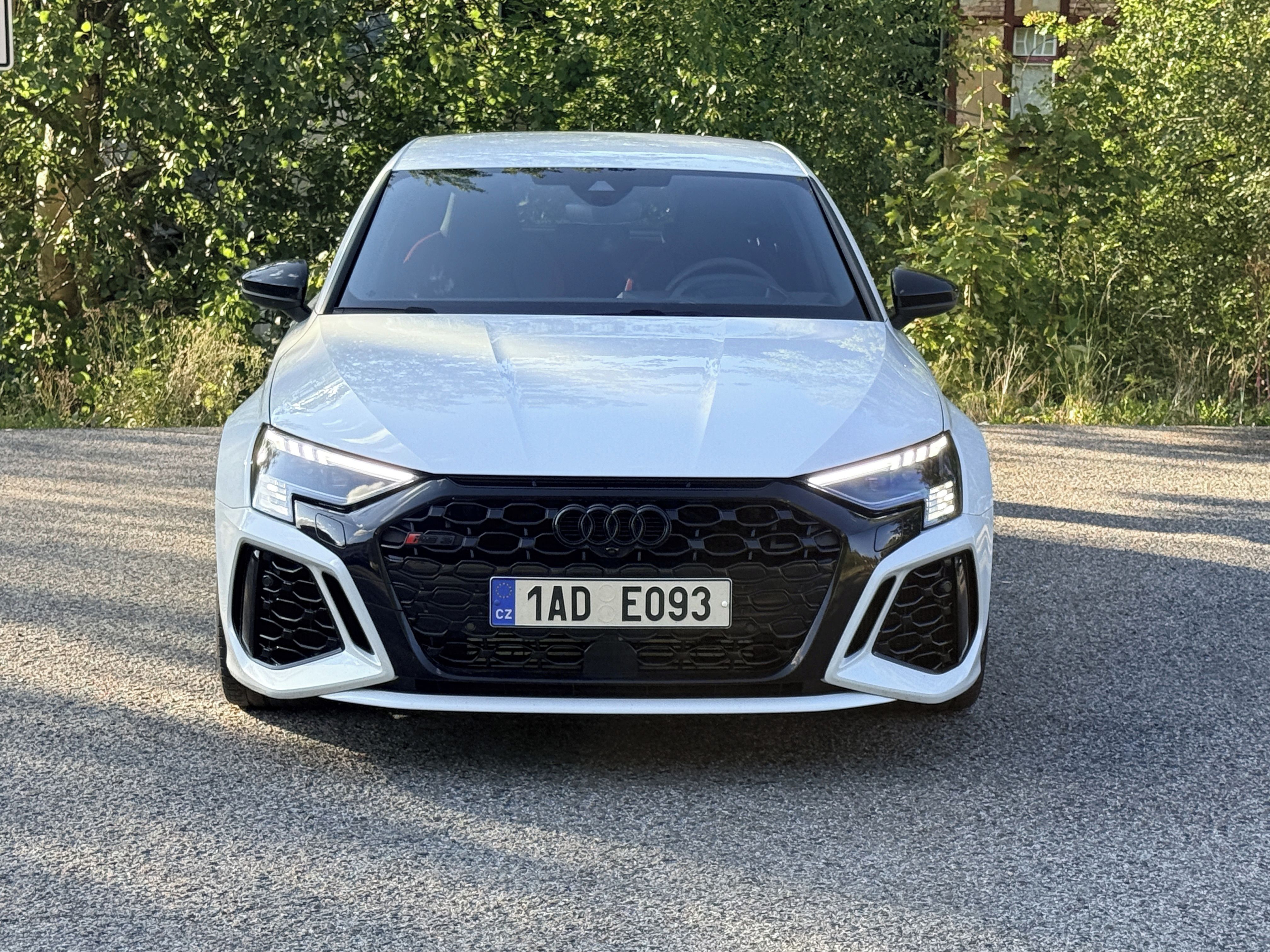 Audi RS3 - fotka 4