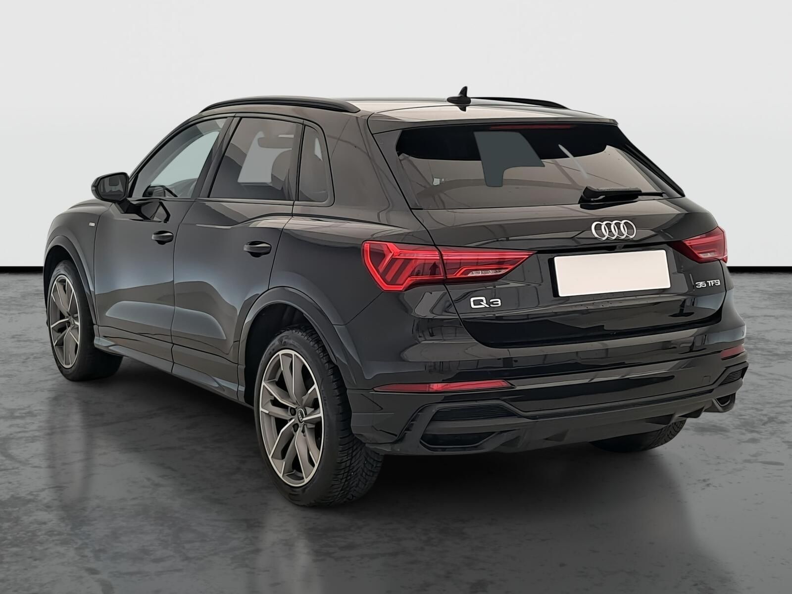 Audi Q3, 35 TFSI, S line, Záruka - fotka 4
