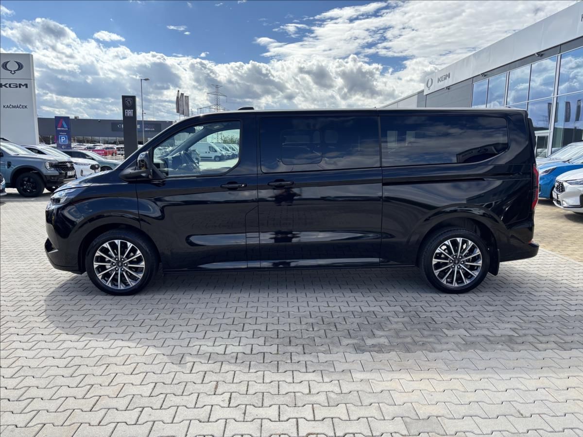 Ford Tourneo Custom, 2,5 PHEV 171kW Titanium X L2 - fotka 2