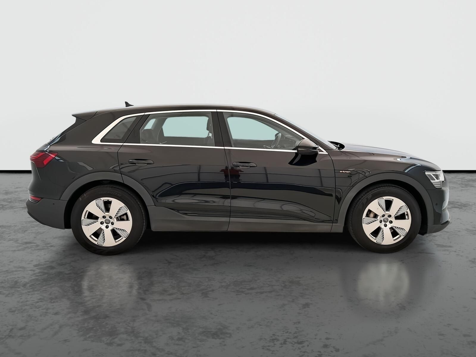 Audi e-tron, e-tron 50 quattro, 4X4 - fotka 6