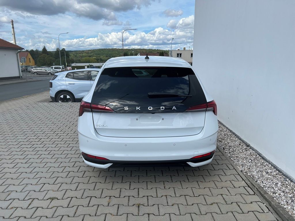 Škoda Scala, Dynamic 1,0TSI 85kW - fotka 6