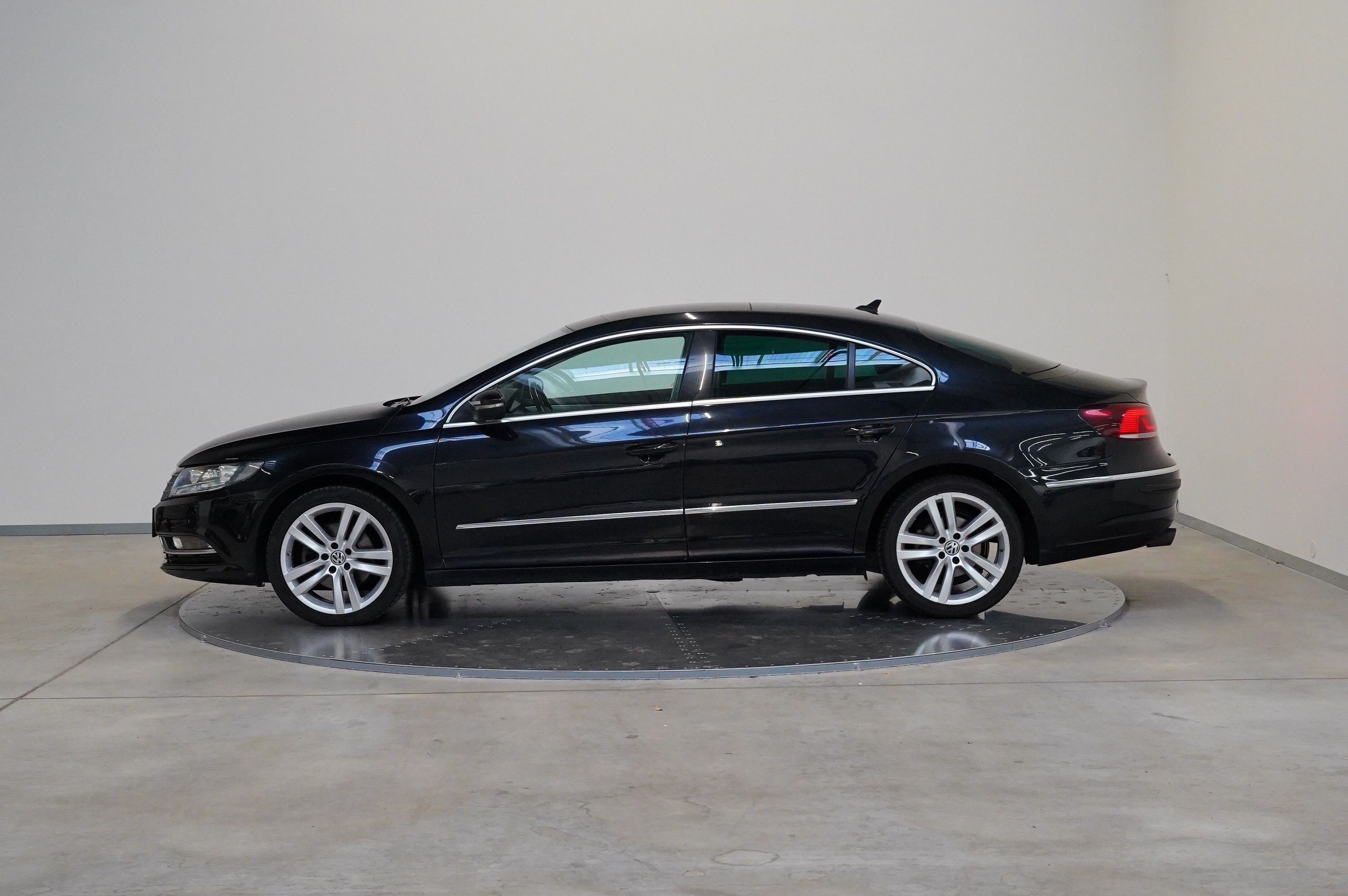 Volkswagen CC, 2.0 TDI 103 kW Sport - fotka 3