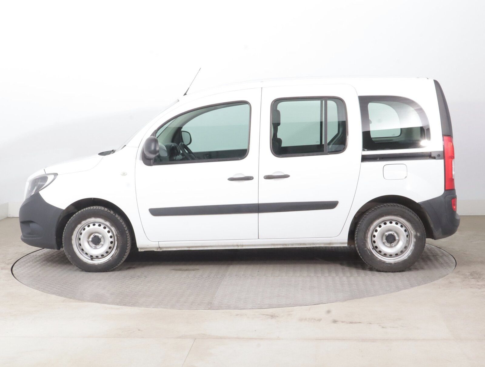 Mercedes-Benz Citan, 112, Tourer/L, 5 míst - fotka 3