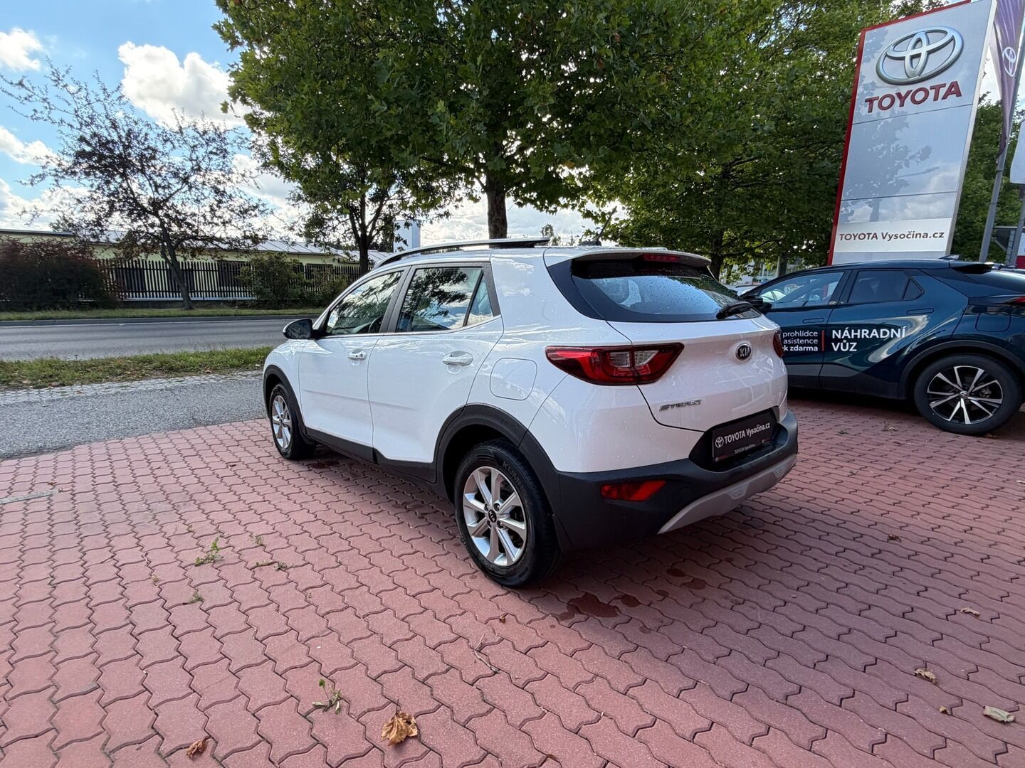 Kia Stonic, 1.4 CVVT, 73 kw ,ČR,Exclusive - fotka 6