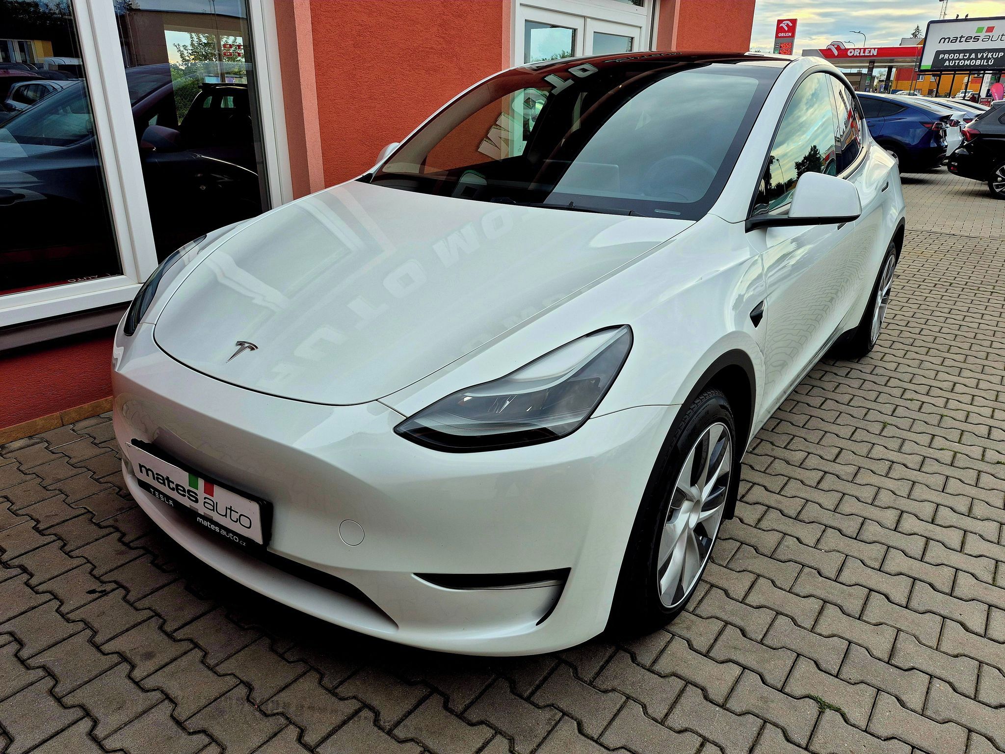 Tesla Model Y, L.Range D.M. 378kW - BERLÍN DP
