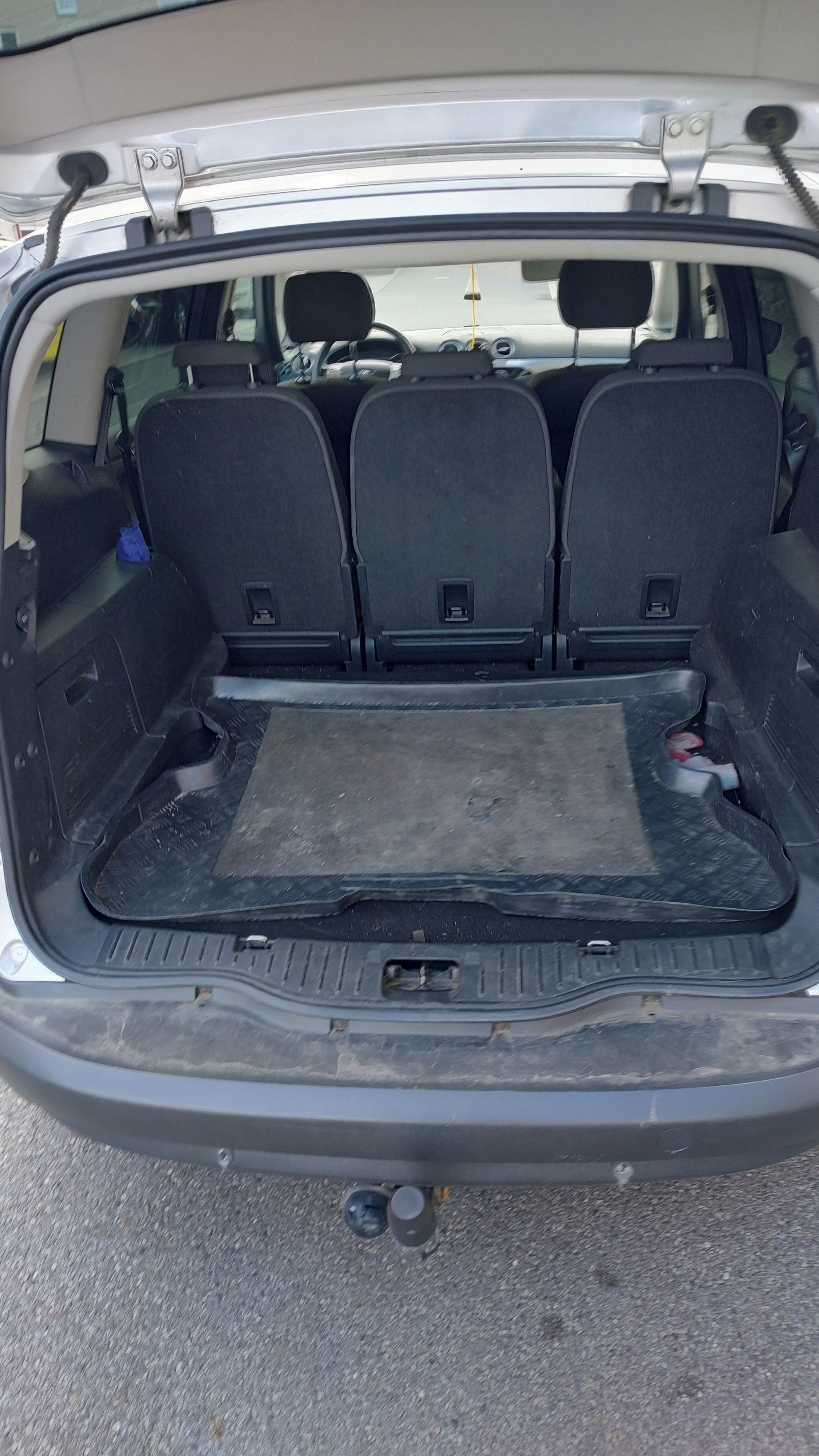 Ford S-MAX, 2.0 Tdci, 103kw, 286 tis.km - fotka 5