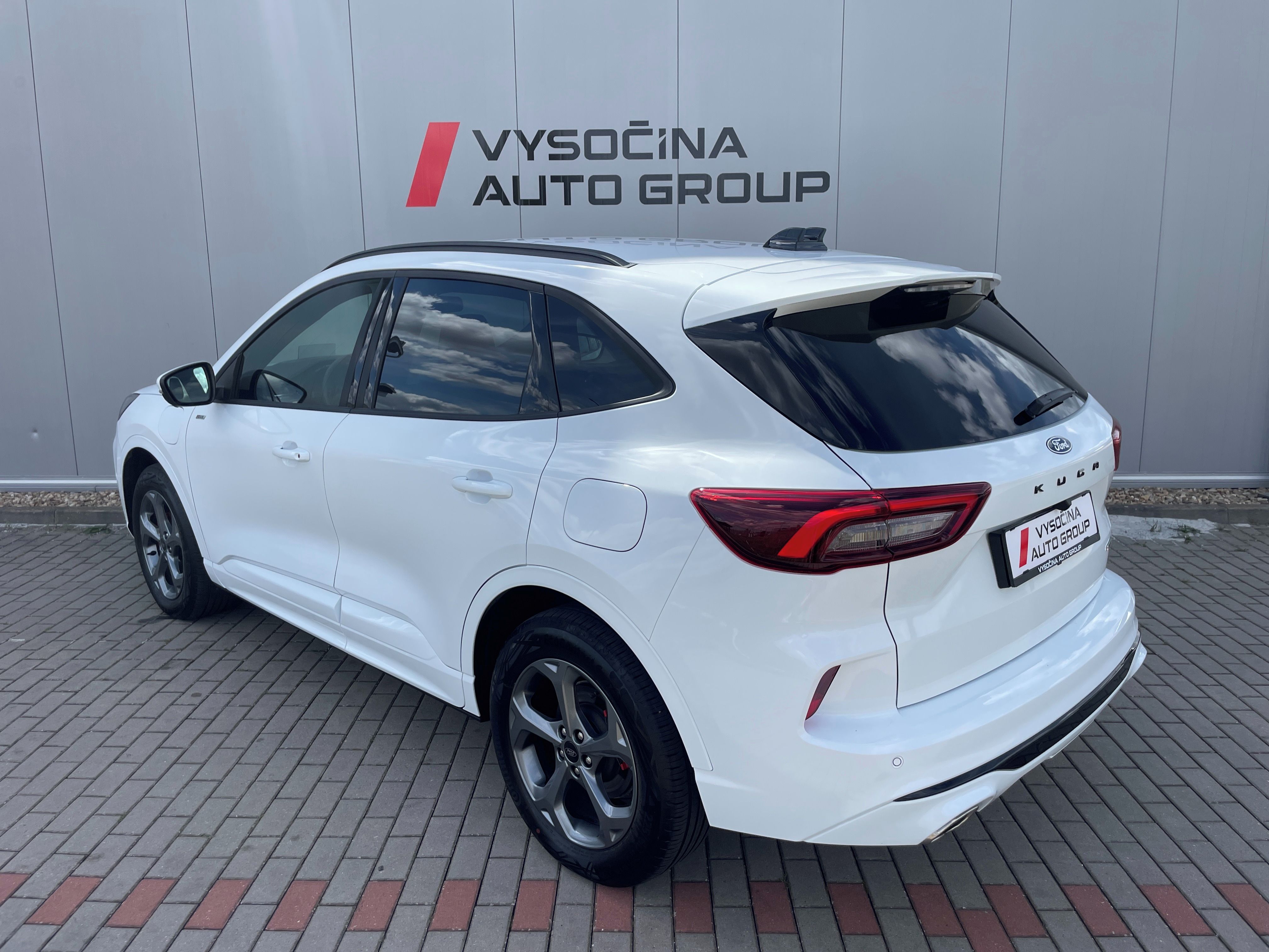 Ford Kuga, PHEV ST-LINE X Nové ČR 1.Maj - fotka 2