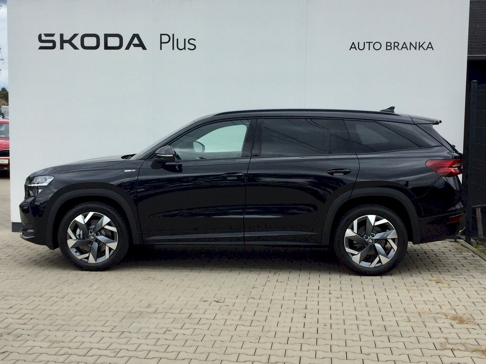 Škoda Kodiaq, 2.0 TDI 142 kW Sportline 4x4 D - fotka 3