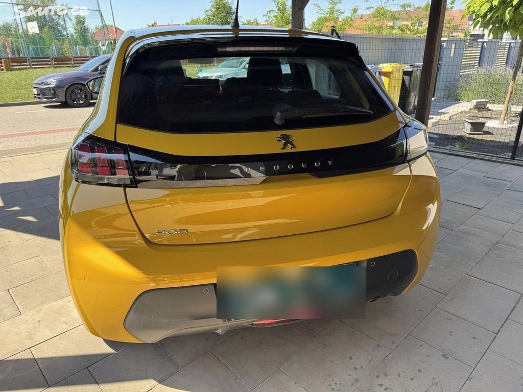 Peugeot 208, 1.2i 74kw v záruce do 2031 - fotka 3