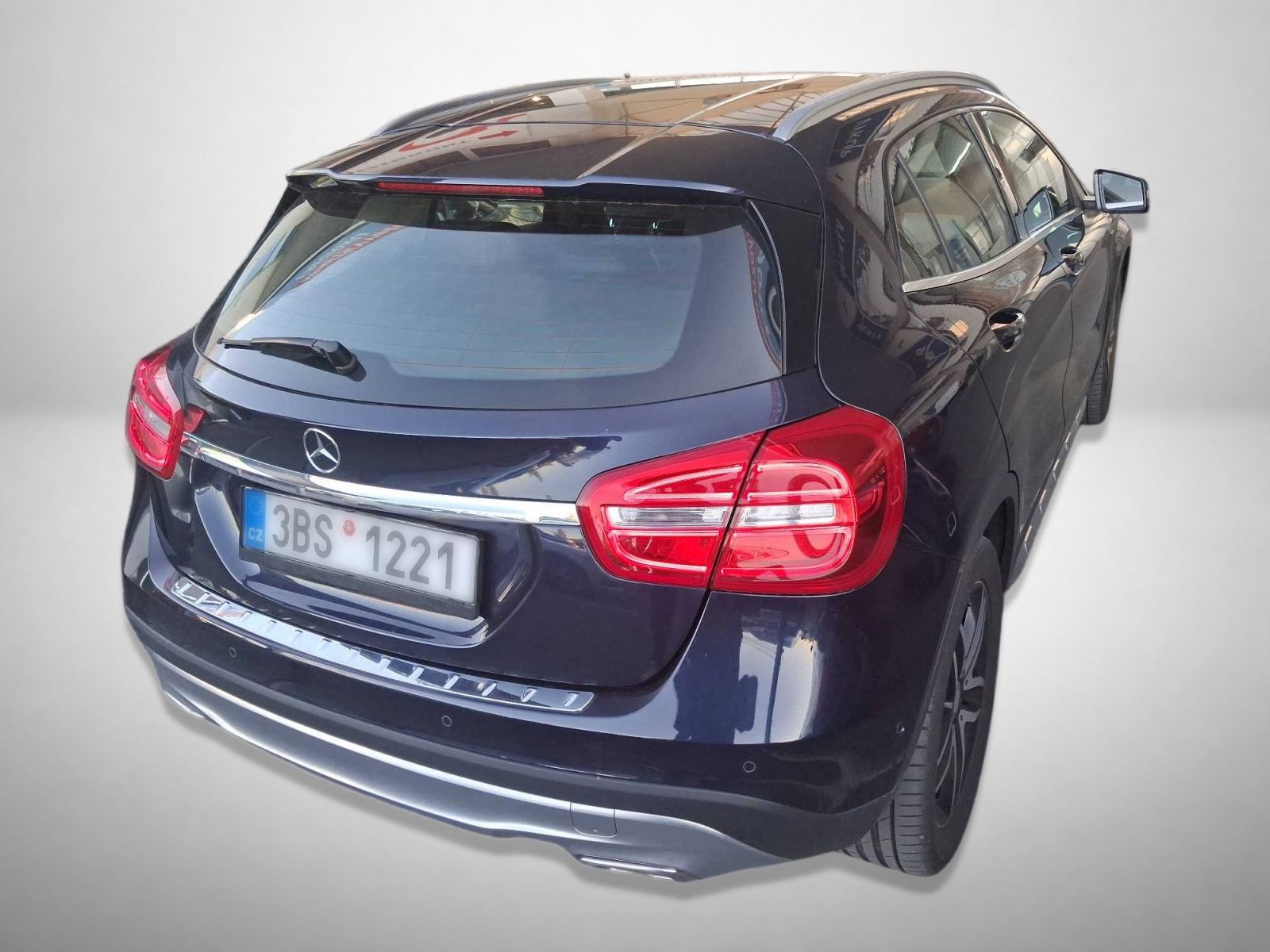 Mercedes-Benz GLA, 200 d 4MATIC, 4X4, Automat - fotka 2