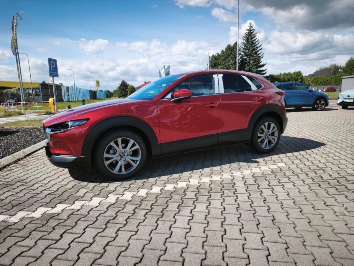 Mazda CX-30, 2,5 e-Skyactiv G140 6MT Centre - fotka 3