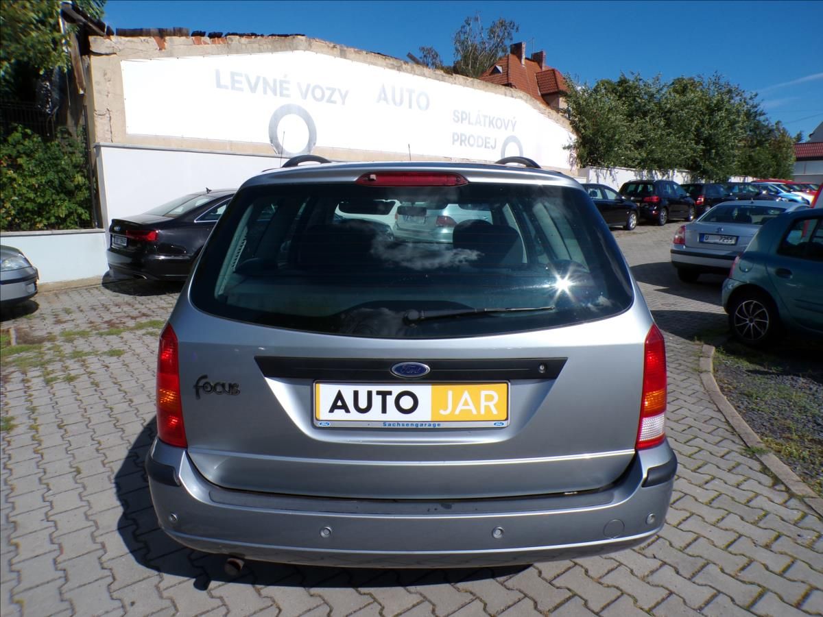 Ford Focus, 1,6 16V - fotka 6