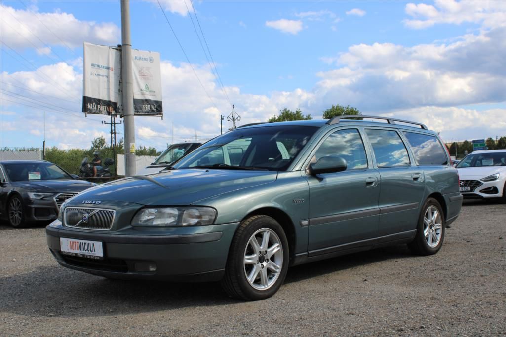 Volvo V70, 2,4 D  D5, KLIMA, STK 8/2028
