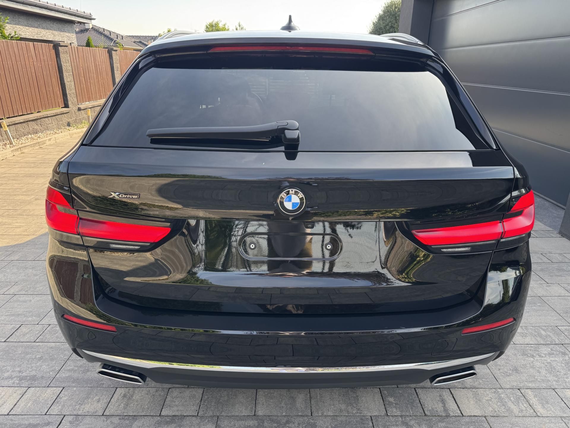 BMW Řada 5, 520xd, Luxury Line, Panorama - fotka 6
