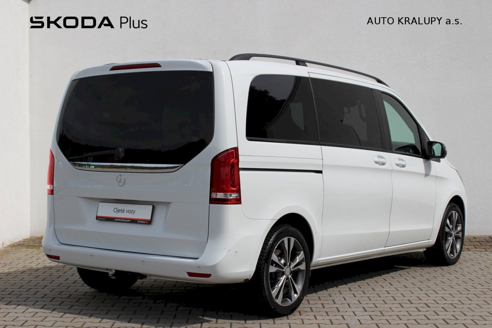 Mercedes-Benz Třídy V, 220D/120 kW L Exlusive - fotka 2