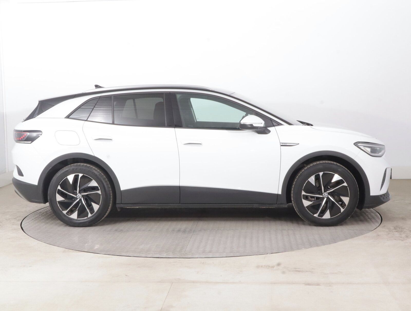 Volkswagen ID.4, Pro Perf. (82 kWh), SoH 93% - fotka 6