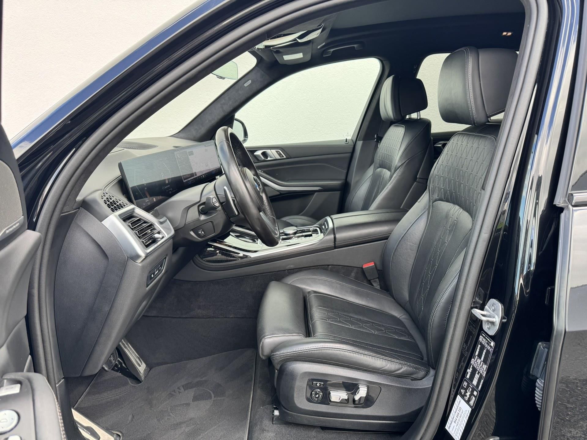 BMW X7, X7 xDrive40i Mpaket - fotka 6