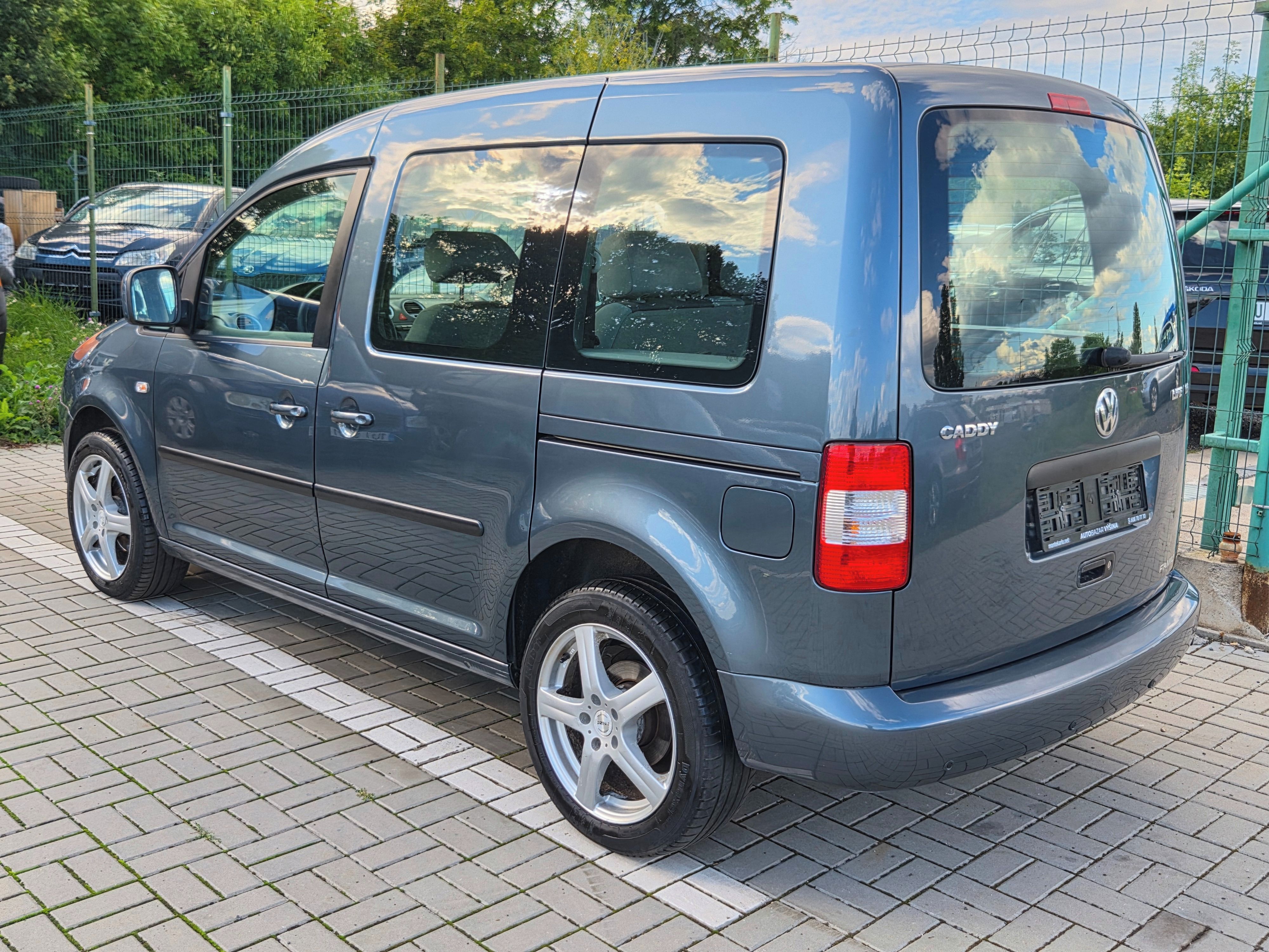 Volkswagen Caddy, 1.6i  LIFE - fotka 6