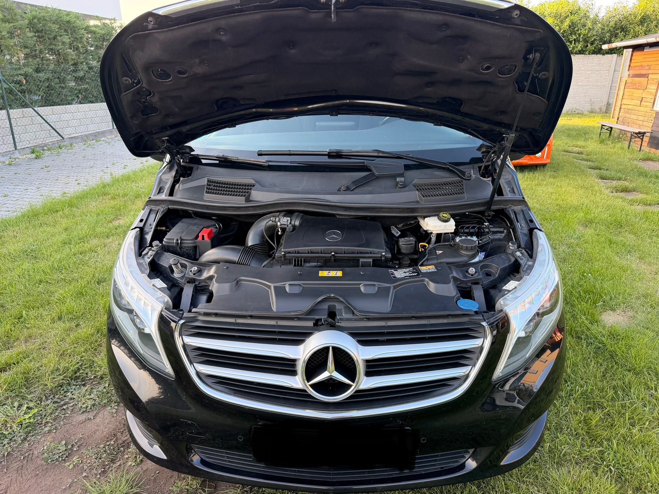 Mercedes-Benz Třídy V, 250d long 4matic - fotka 5