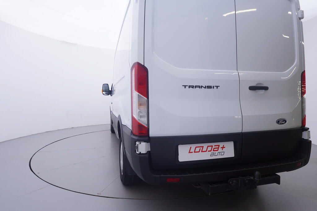 Ford Transit, 2.0 96 kW - fotka 4