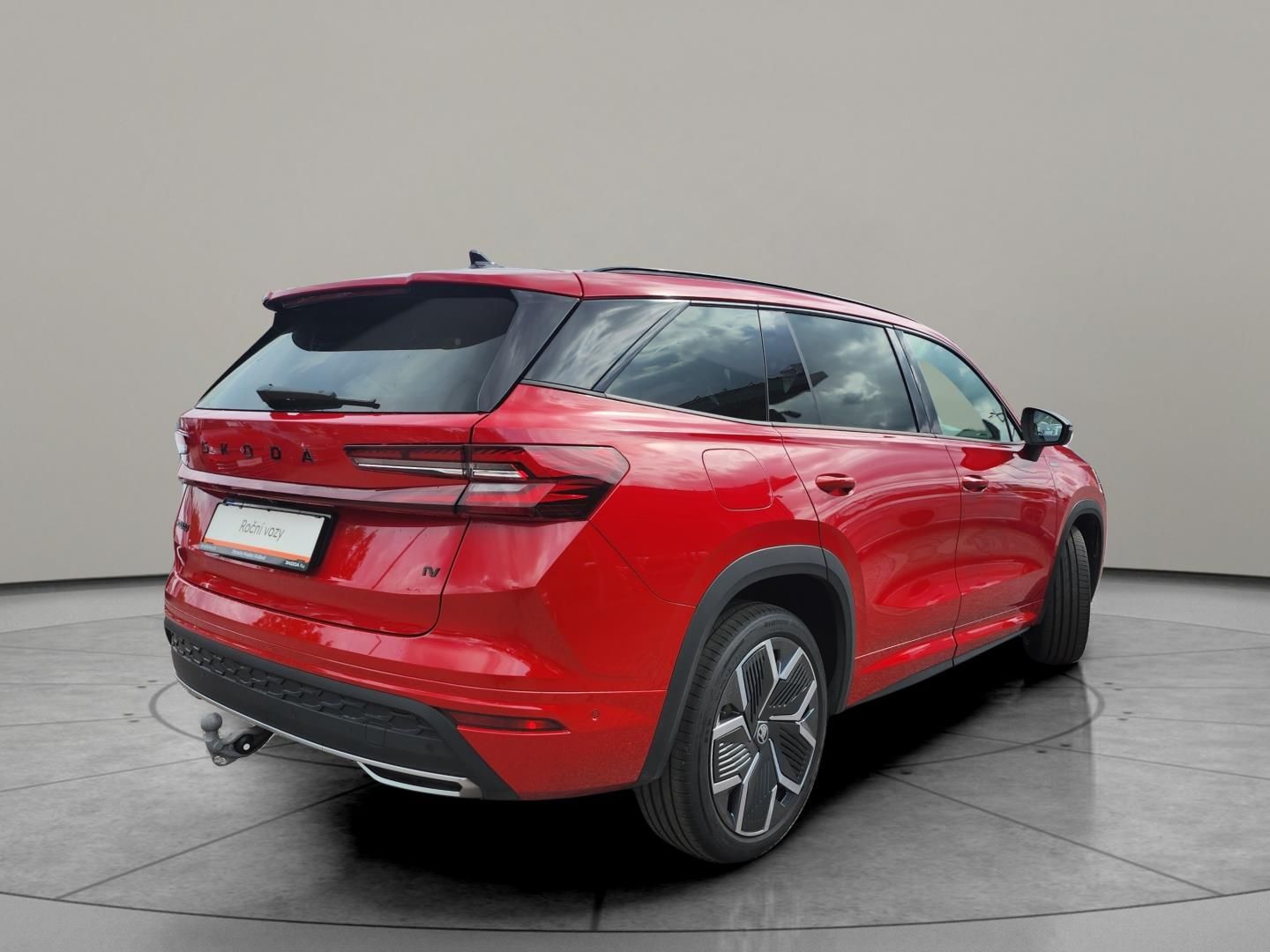 Škoda Kodiaq, Sportline iV 1.5 TSI 150kw DSG - fotka 2