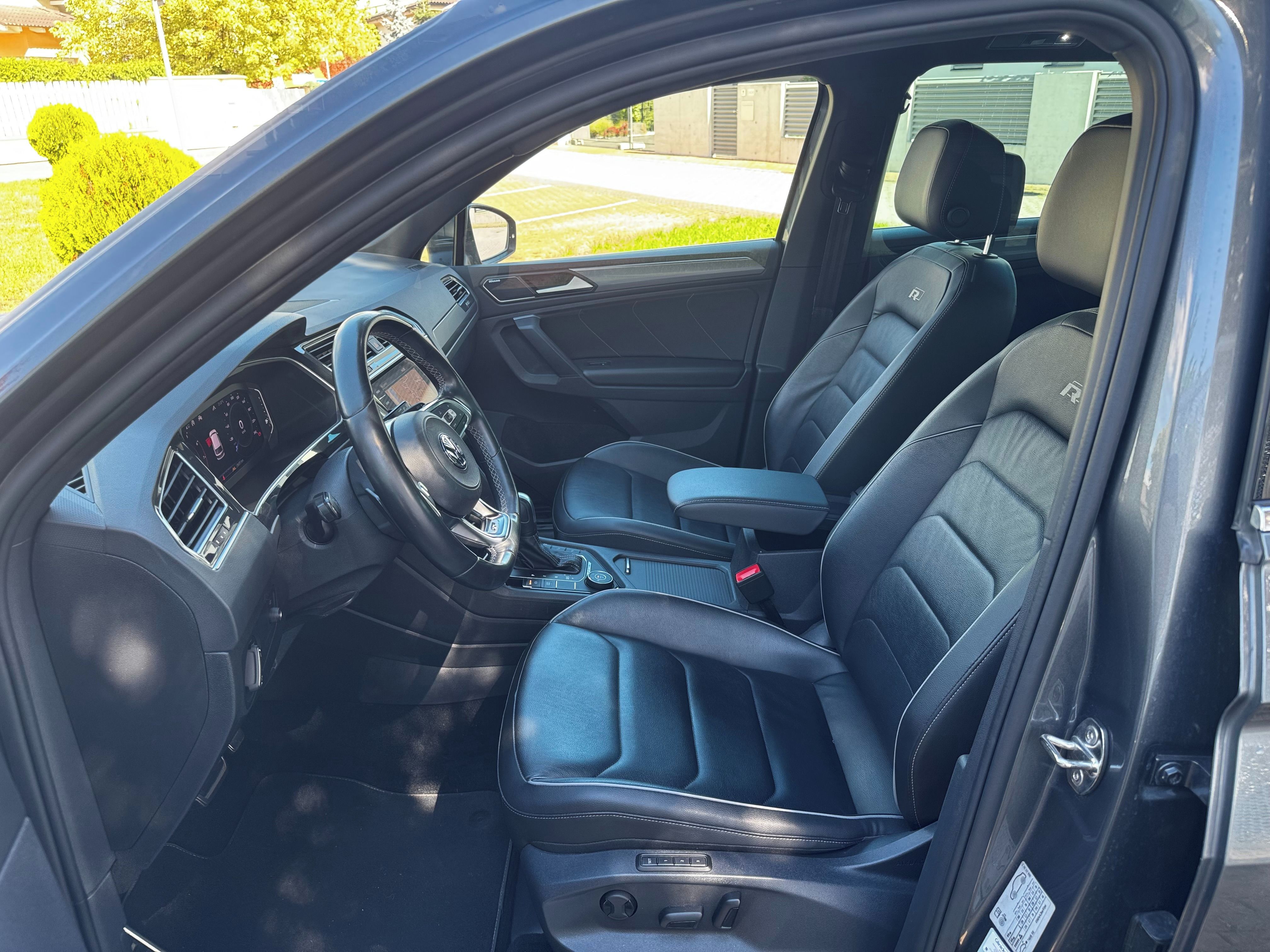 Volkswagen Tiguan, 2.0 TSI 169kw, R-line, Webasto - fotka 6