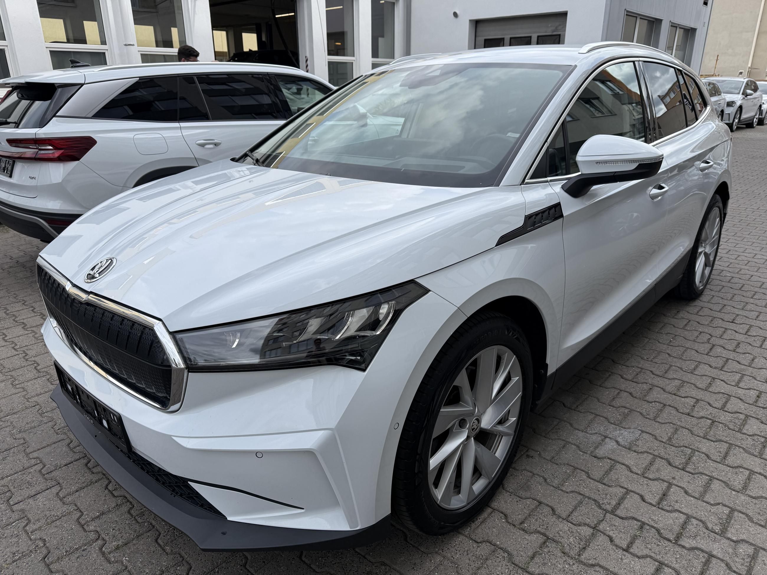 Škoda Enyaq iV, iV 80 150kW / Tažné - fotka 4