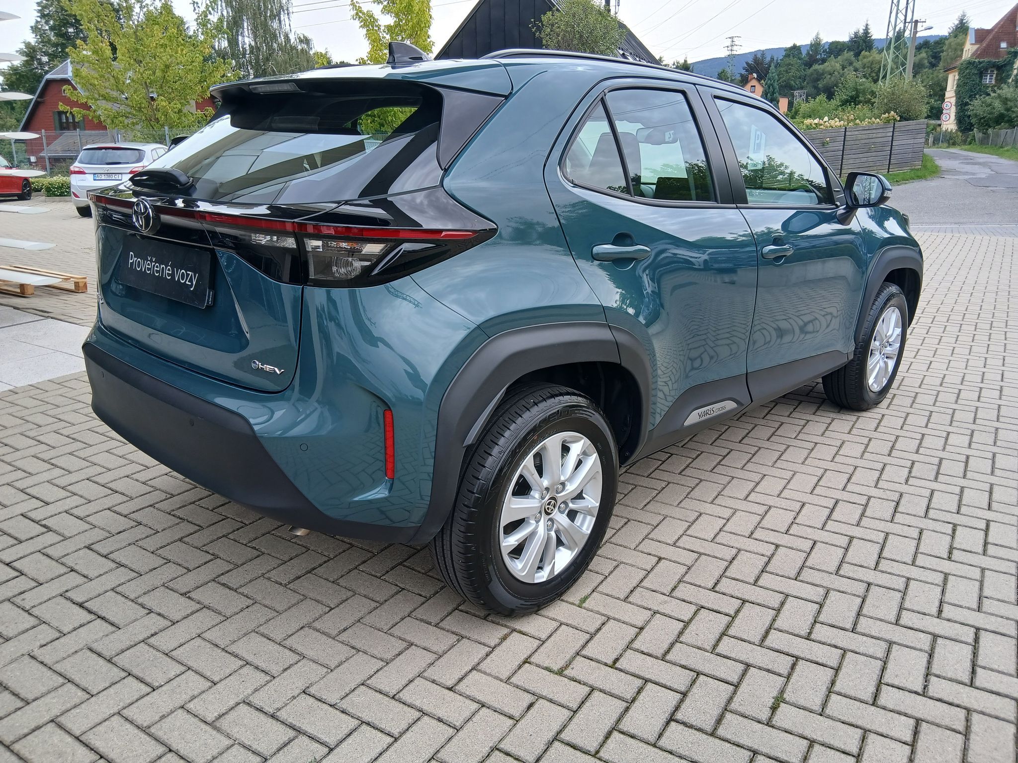 Toyota Yaris Cross, 1.5 Hybrid e-CVT Comfort - fotka 6