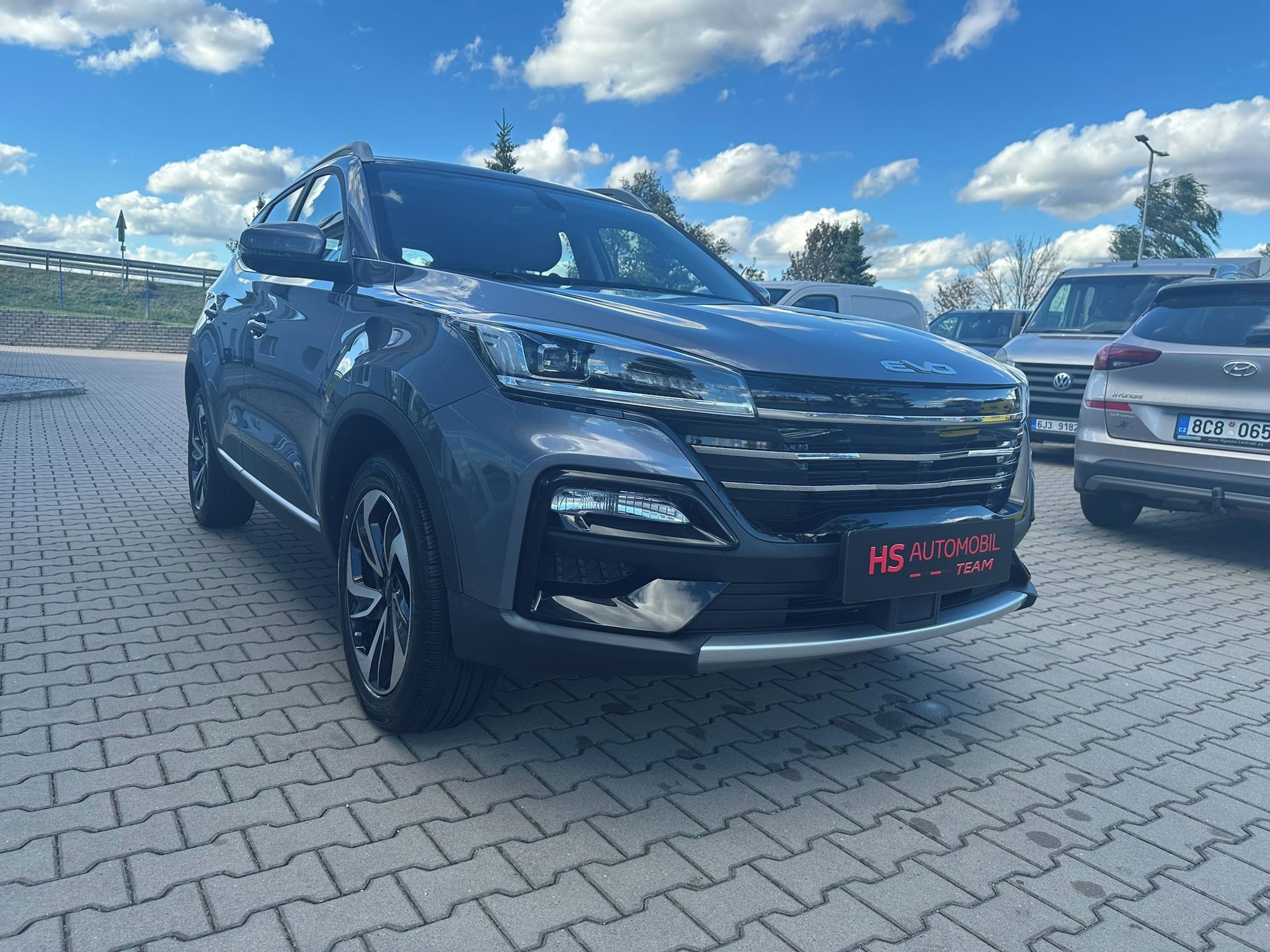 DR EVO Cuatro, 1,5i 86kW M/T   Tovární záruka - fotka 4