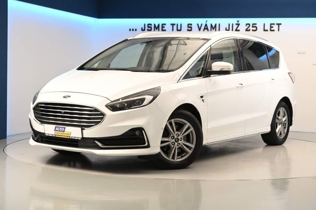 Ford S-MAX, 2.0 7 Míst 140 KW LED SONY ACC